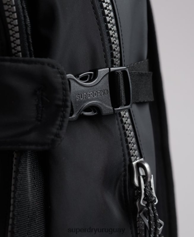 uy Superdry hombres mochila con gráfico de lona de montaña negro DT2N8Z1619 accesorios