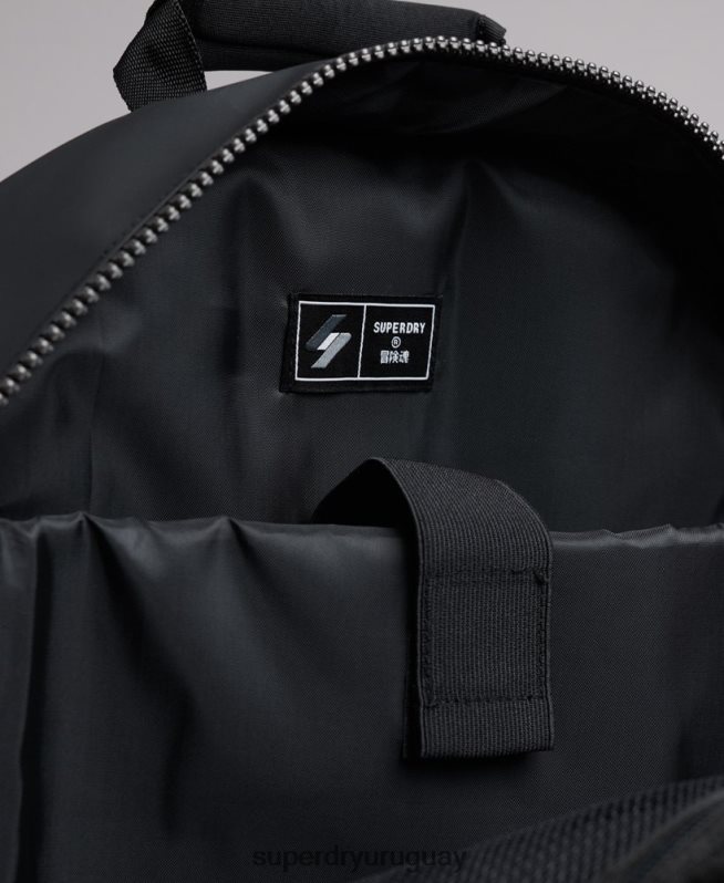 uy Superdry hombres mochila con gráfico de lona de montaña negro DT2N8Z1619 accesorios