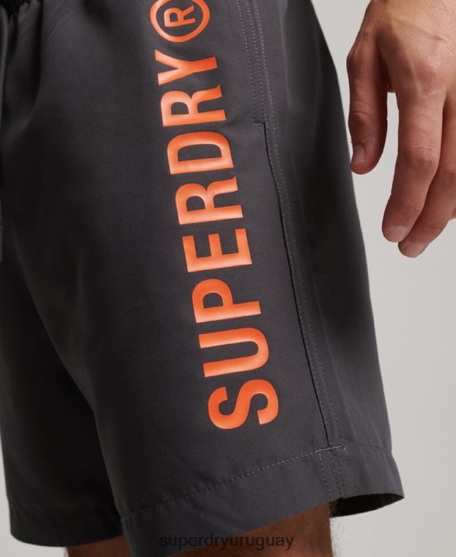 uy Superdry hombres shorts de baño reciclados core sport de 17 pulgadas gris oscuro DT2N8Z385 ropa