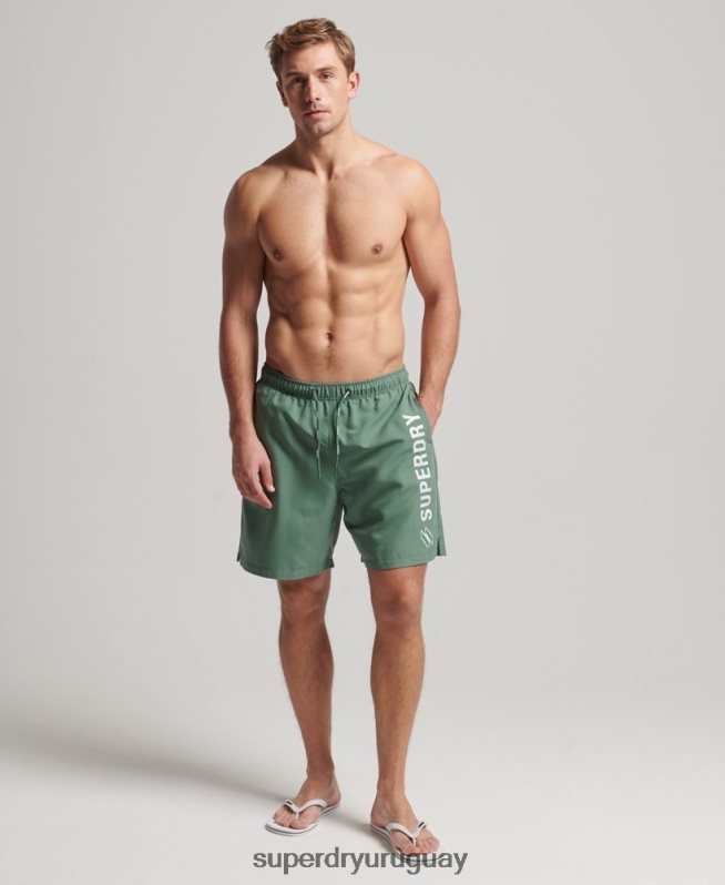 uy Superdry hombres shorts de baño reciclados de 19 pulgadas con apliques verde DT2N8Z56 ropa