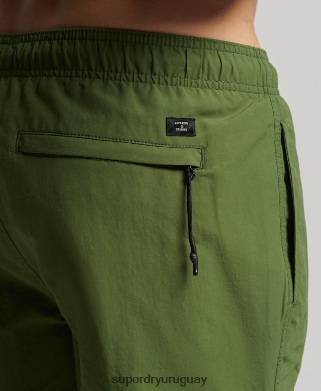 uy Superdry hombres shorts de playa reciclados studios verde DT2N8Z442 ropa