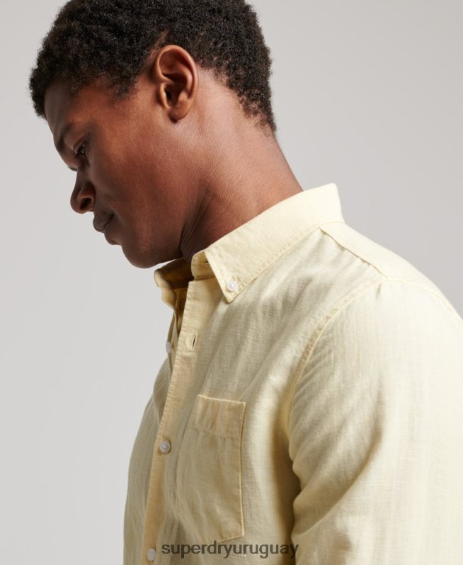 uy Superdry hombres camisa de lino con botones de algodón orgánico studios amarillo DT2N8Z183 ropa