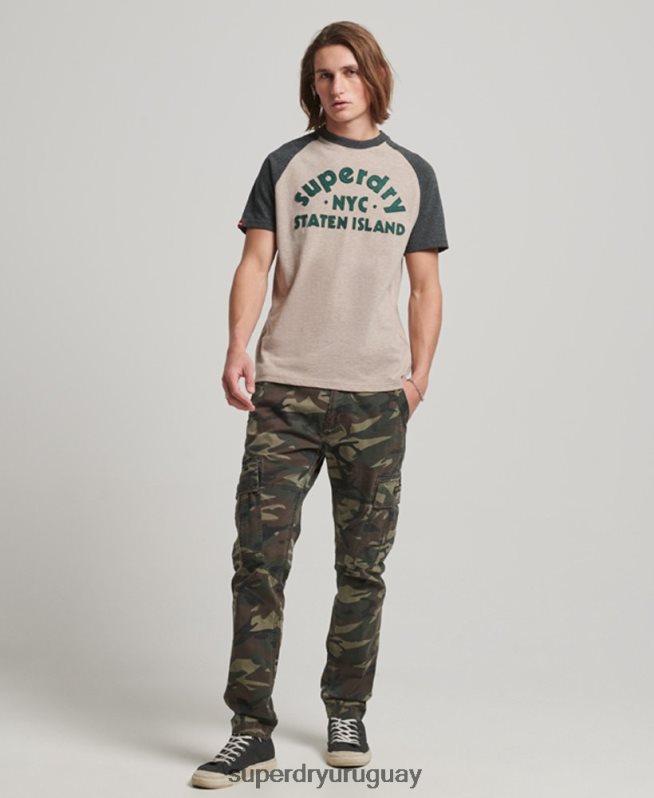 uy Superdry hombres camiseta raglán vintage con apliques de gran aire libre beige DT2N8Z5 ropa