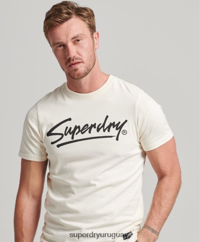 uy Superdry hombres playera con logo de guión del centro de los 80 crema DT2N8Z4897 ropa