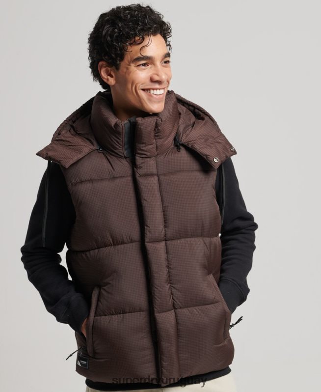 uy Superdry hombres chaleco acolchado corto touchline marrón DT2N8Z958 ropa