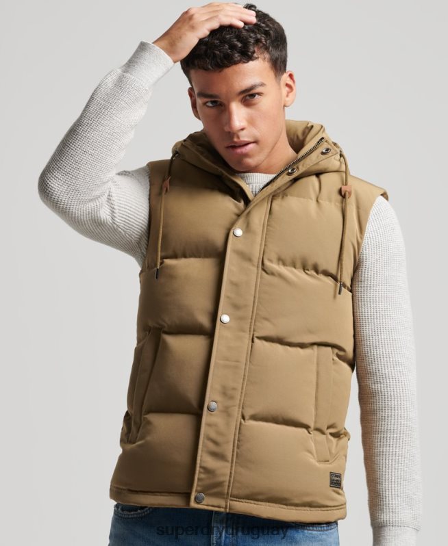 uy Superdry hombres chaleco acolchado everest con capucha marrón DT2N8Z1065 ropa