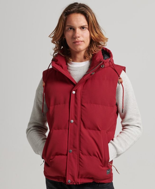 uy Superdry hombres chaleco acolchado everest con capucha rojo DT2N8Z984 ropa