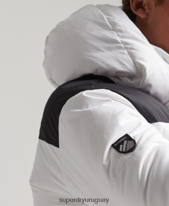 uy Superdry hombres chamarra capitonada con capucha blanco DT2N8Z1054 ropa