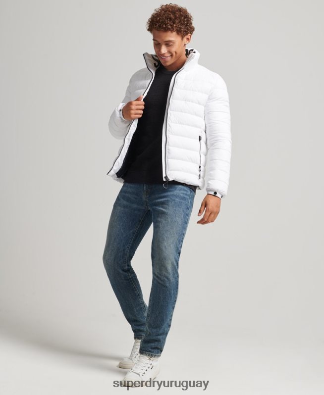 uy Superdry hombres chaqueta acolchada con logo clásico blanco DT2N8Z4695 ropa