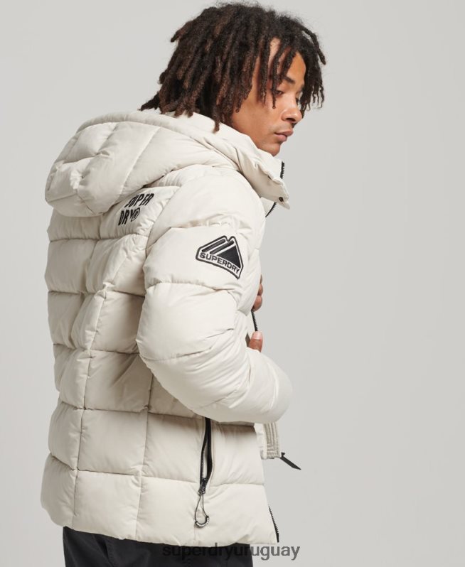 uy Superdry hombres chaqueta acolchada de montaña de microfibra beige DT2N8Z1033 ropa