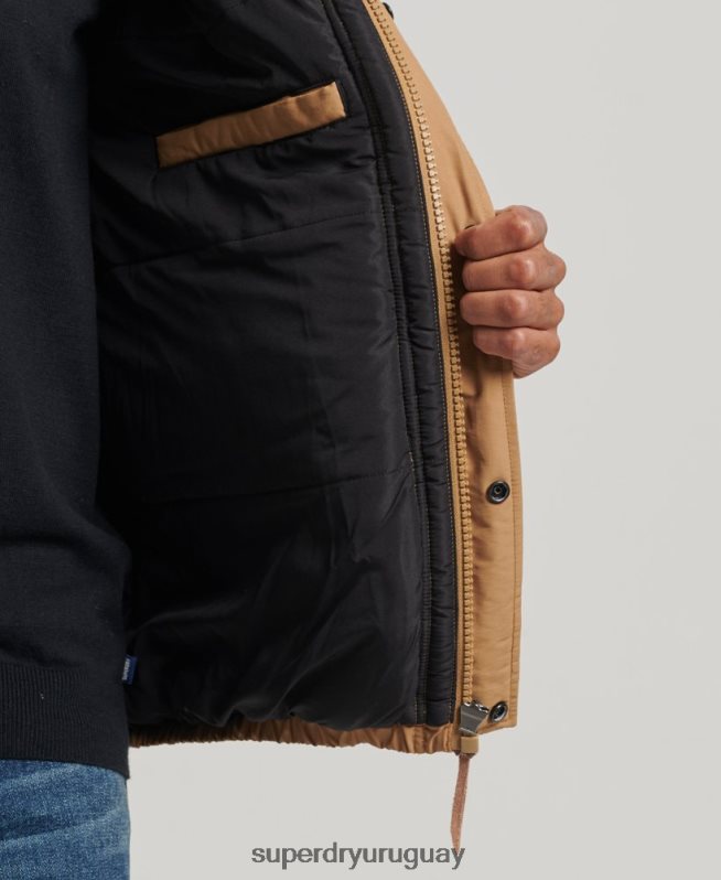 uy Superdry hombres chaqueta acolchada de montaña marrón DT2N8Z4467 ropa