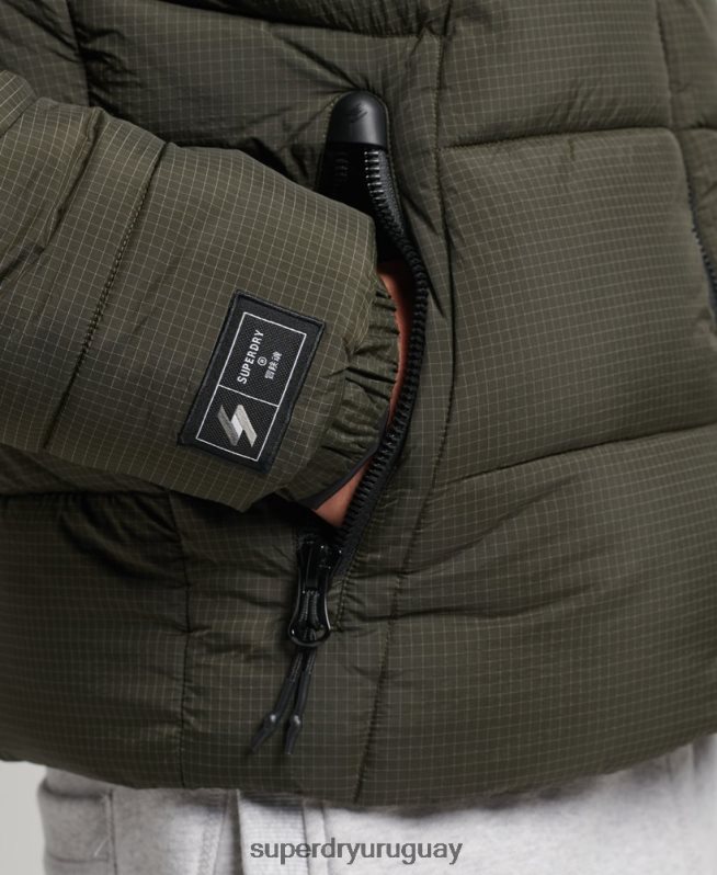 uy Superdry hombres chaqueta acolchada deportiva sin capucha verde DT2N8Z956 ropa