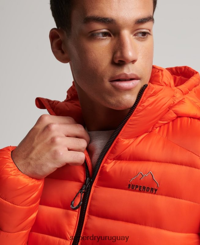 uy Superdry hombres chaqueta acolchada ligera naranja DT2N8Z923 ropa