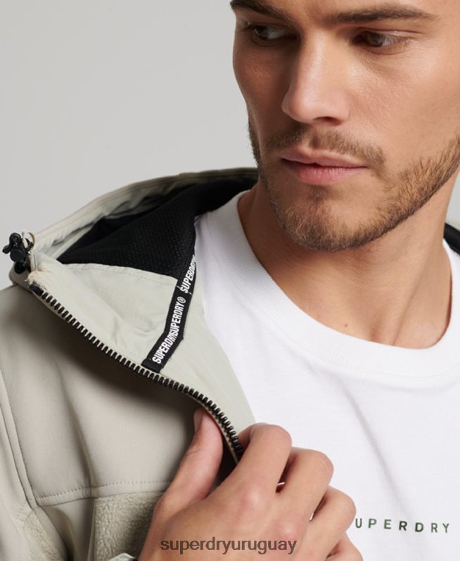 uy Superdry hombres chaqueta de trekking híbrida gris DT2N8Z939 ropa