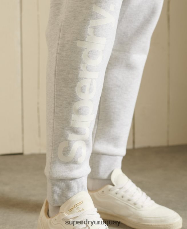 uy Superdry hombres joggers cepillados con logo central gris claro DT2N8Z6445 ropa