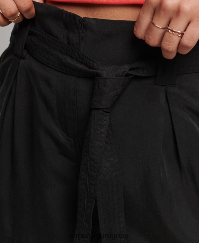 uy Superdry mujer pantalones cortos de bolsa de papel negro DT2N8Z3164 ropa
