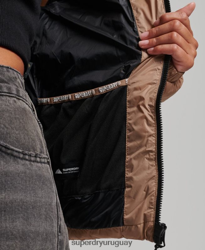 uy Superdry mujer chamarra acolchada clásica con capucha marrón DT2N8Z3686 ropa