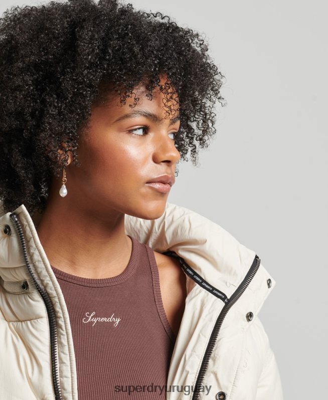 uy Superdry mujer chamarra capitonada capullo capullo crema DT2N8Z3642 ropa