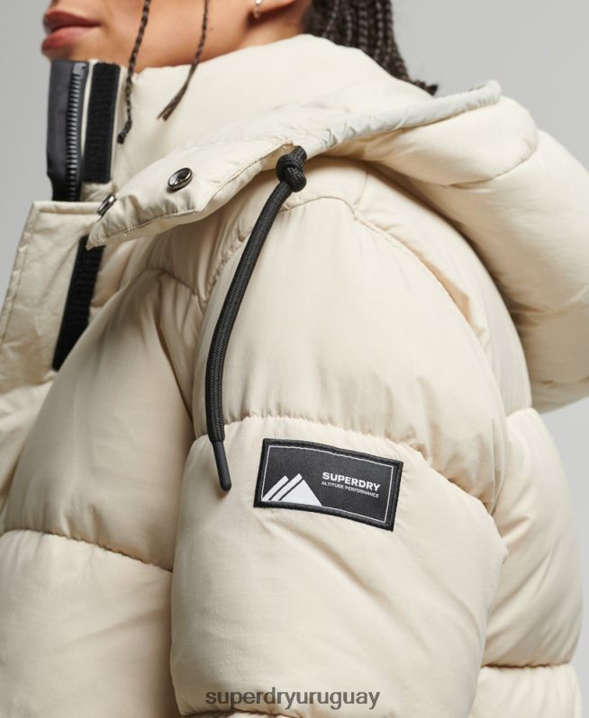 uy Superdry mujer chaqueta acolchada larga con tejido ripstop beige DT2N8Z3756 ropa
