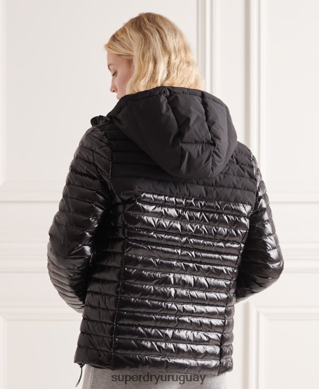 uy Superdry mujer chaqueta de plumas con núcleo en contraste de studios negro DT2N8Z5710 ropa