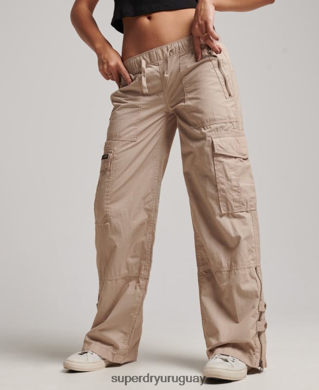 uy Superdry mujer pantalones cargo de tiro bajo y pernera ancha crema DT2N8Z2001 ropa