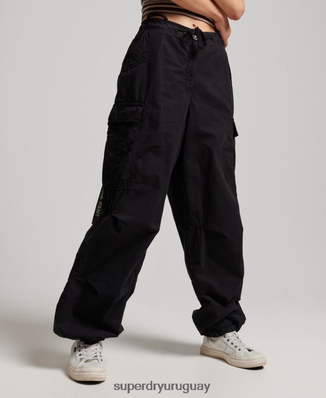 uy Superdry mujer pantalones holgados de paracaídas negro DT2N8Z2013 ropa