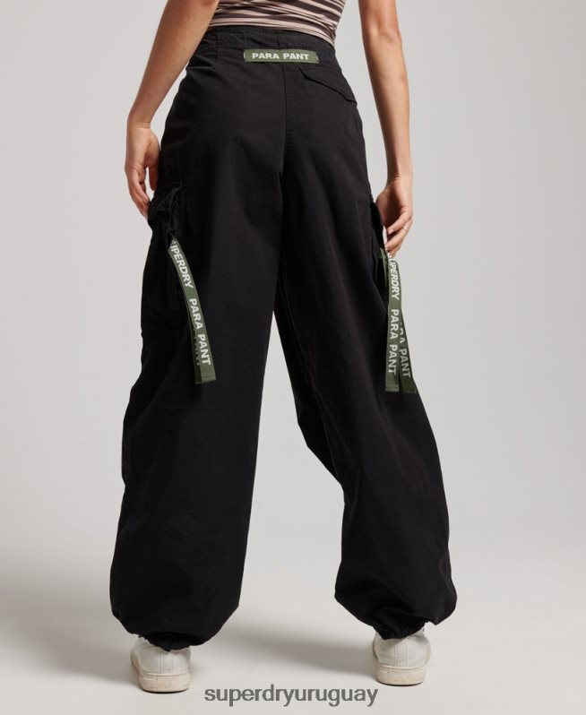 uy Superdry mujer pantalones holgados de paracaídas negro DT2N8Z2013 ropa