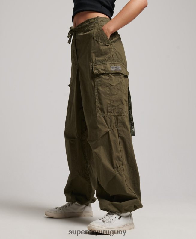 uy Superdry mujer pantalones holgados de paracaídas verde DT2N8Z2095 ropa
